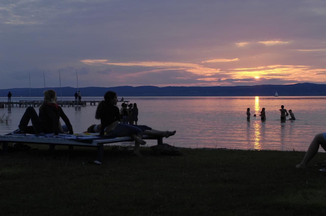 Gaestehaus Ringbauer Podersdorf am See Dış mekan fotoğraf